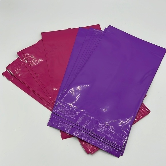 TWENTY 6x9 POLY MAILERS PURPLE AND PINK - Picture 1 of 3